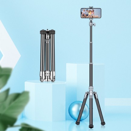 Ulanzi SK-04 2-in-1 Tripod & Selfie Stick